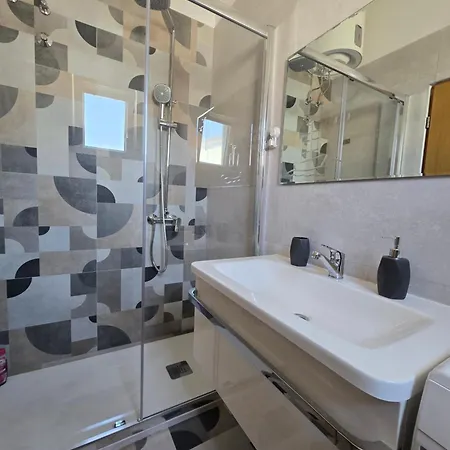 Apartment Grguric *