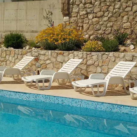 Apartment Grguric Pag Town